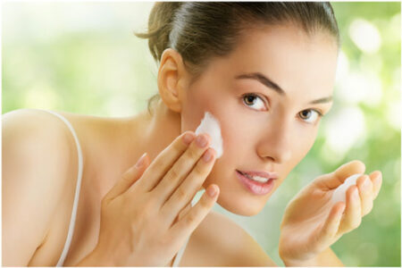 Tips for Creating an Effective Skin-Care Routine for Oily Skin